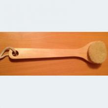 Щетка на длинной ручке натуральная (клен)